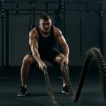 Transformez vos séances avec la battle rope : exercices et bienfaits incontournables